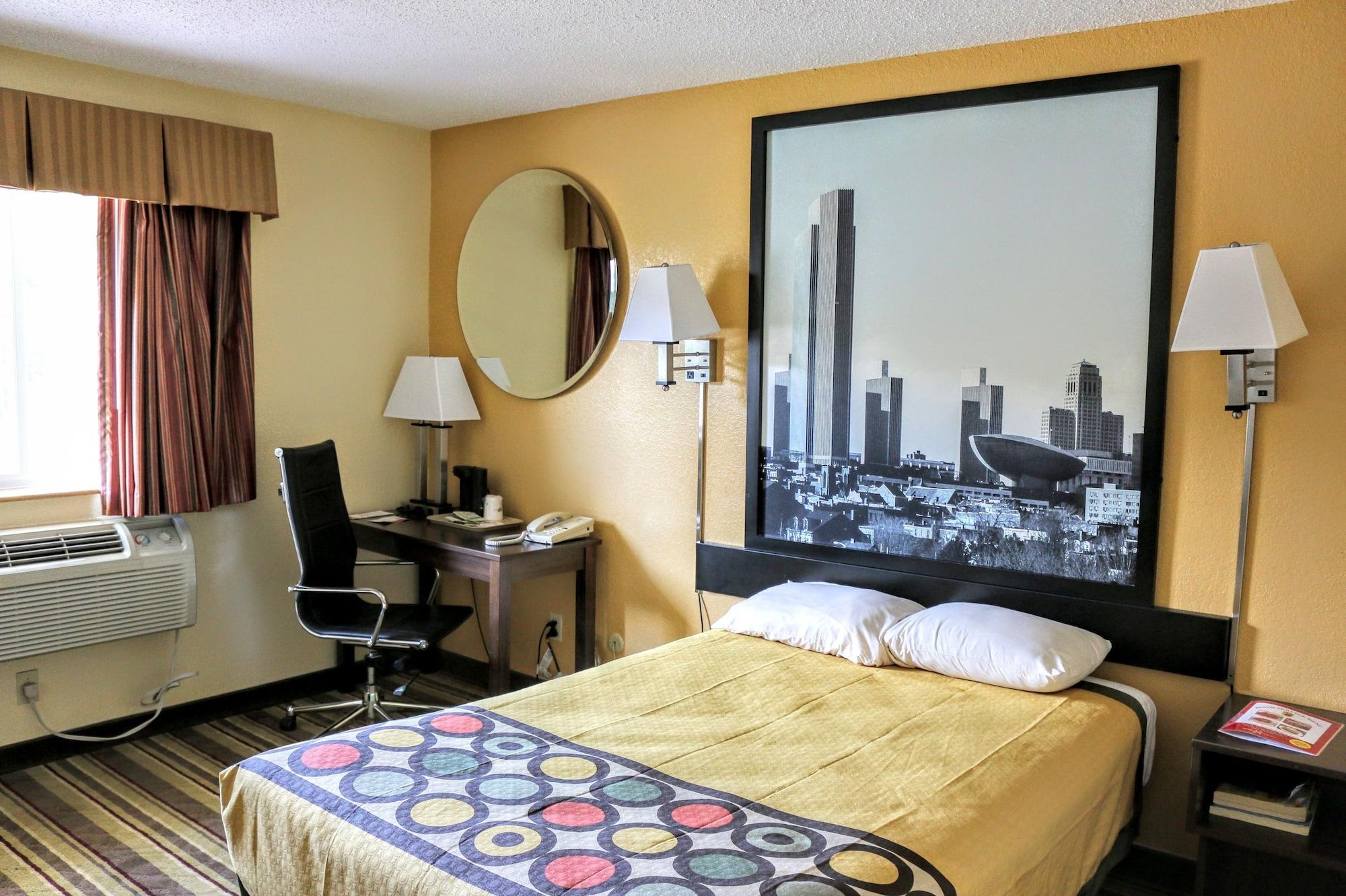 Super 8 By Wyndham Latham - Albany Airport Otel Dış mekan fotoğraf
