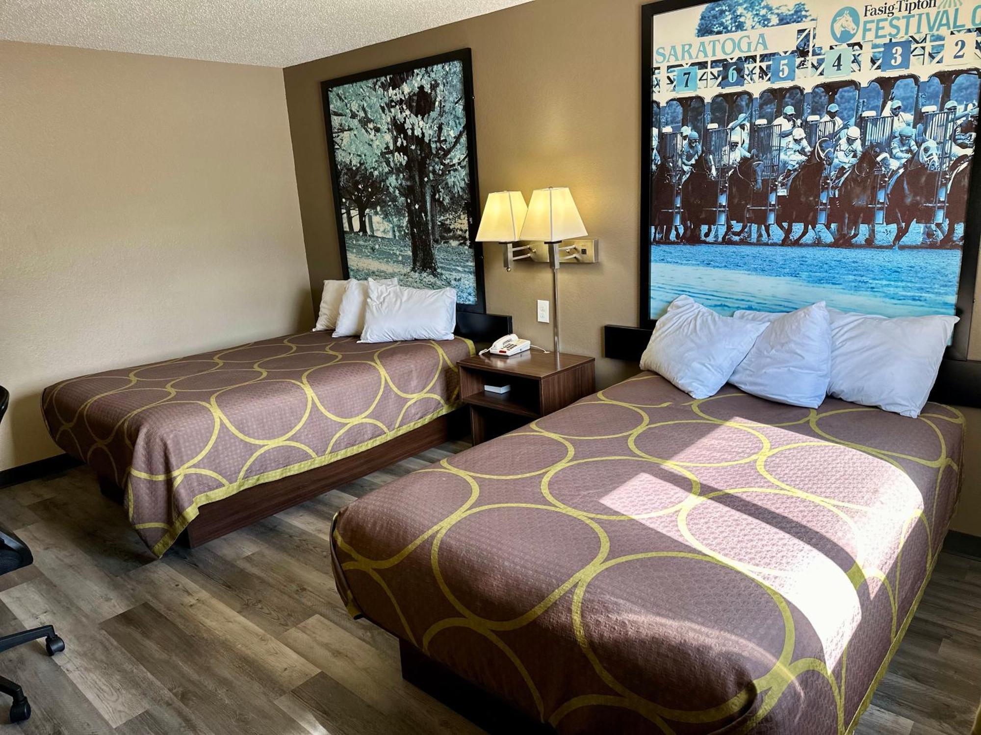 Super 8 By Wyndham Latham - Albany Airport Otel Dış mekan fotoğraf