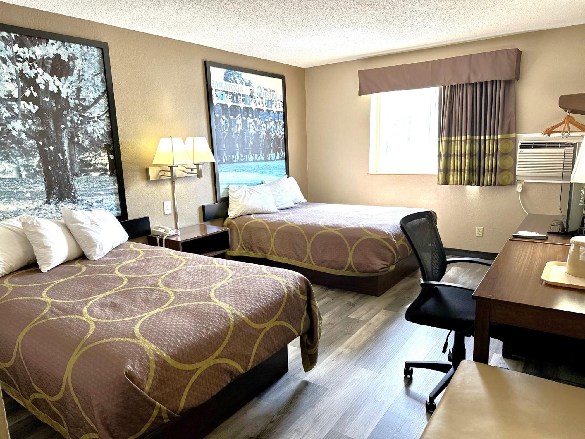 Super 8 By Wyndham Latham - Albany Airport Otel Dış mekan fotoğraf